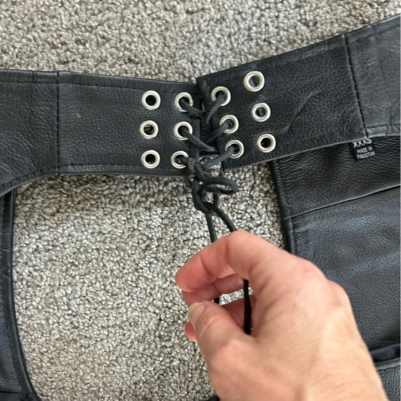 Genuine Leather Biker Chaps Black Leather Unisex Size XXS Like New - Picture 8 of 10